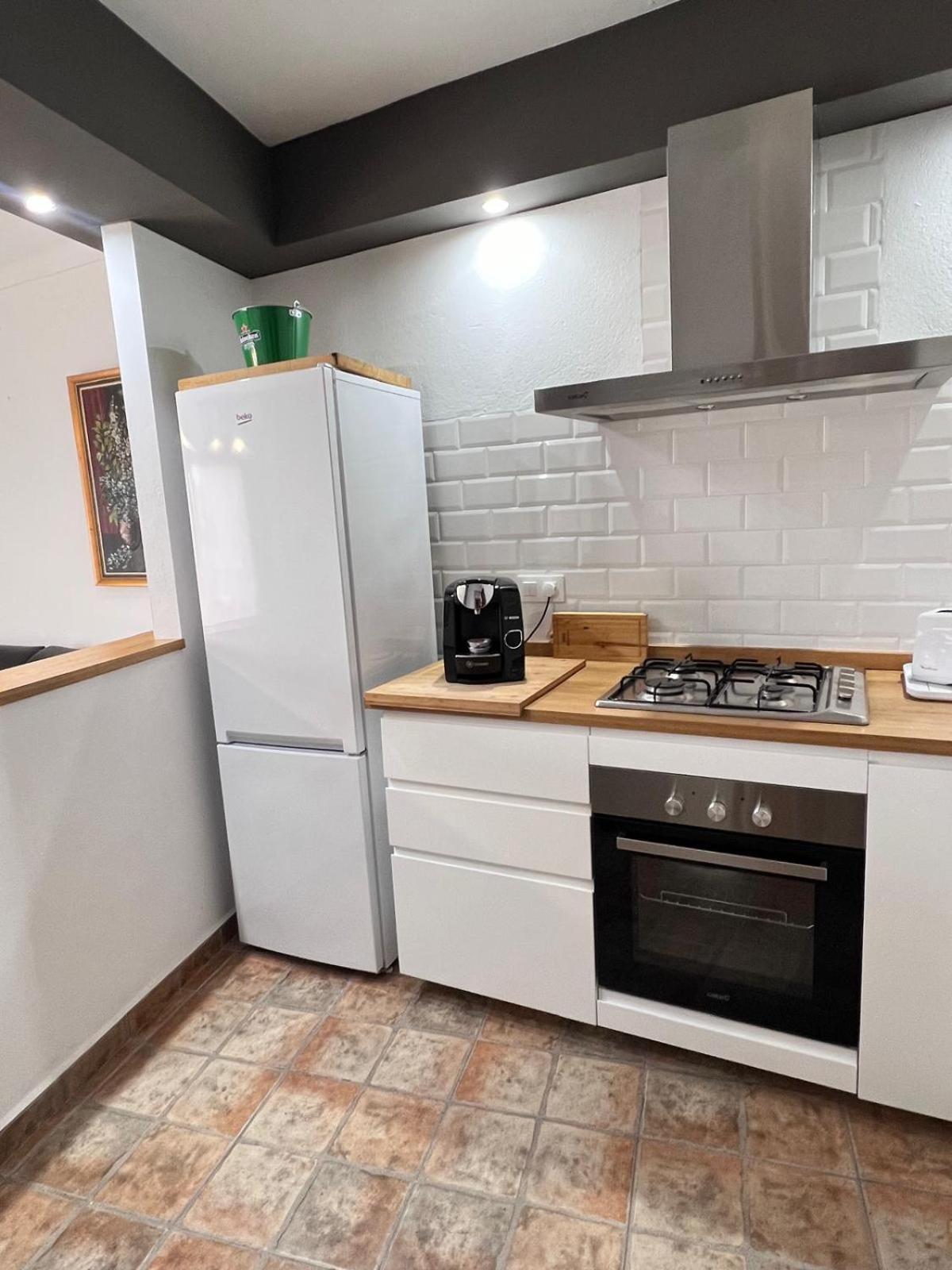 Appartamento Ap Nurimar 2 Con Aire Acondicionado En Centro Del Pueblo *