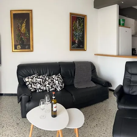 Ap Nurimar 2 Con Aire Acondicionado En Centro Del Pueblo Apartment L'Escala Exterior photo