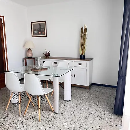 Ap Nurimar 2 Con Aire Acondicionado En Centro Del Pueblo Apartment L'Escala Exterior photo